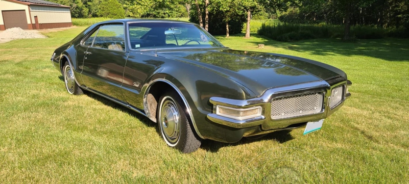 Veterán Oldsmobile Toronado 1968