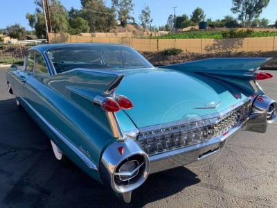 Veterán Cadillac de Ville Coupe 1959