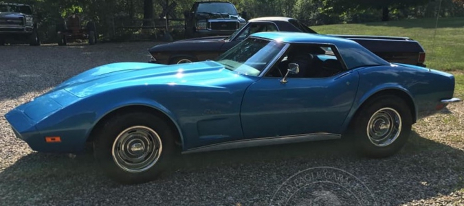 Veterán Chevrolet Corvette C3 1973 Two Top Convertible