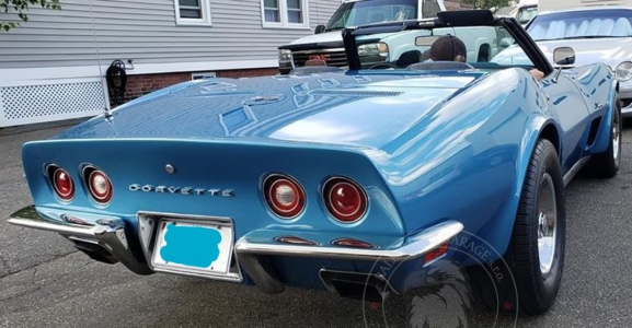 Veterán Chevrolet Corvette C3 1973 Two Top Convertible