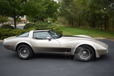 Veterán Chevrolet Corvette C3 1982