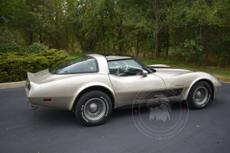 Veterán Chevrolet Corvette C3 1982