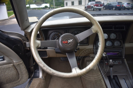 Veterán Chevrolet Corvette C3 1982