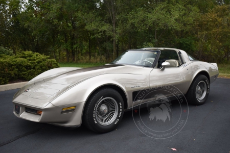 Veterán Chevrolet Corvette C3 1982