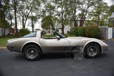 Veterán Chevrolet Corvette C3 1982