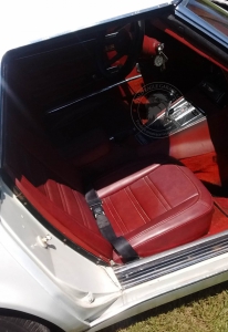 Veterán Chevrolet Corvette Sting Ray 1975