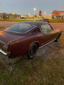 Veterán Ford Mustang fastback 1966