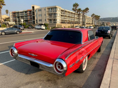 Veterán Ford Thunderbird 1962