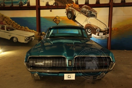 Veterán Mercury Cougar 1968 po renovaci