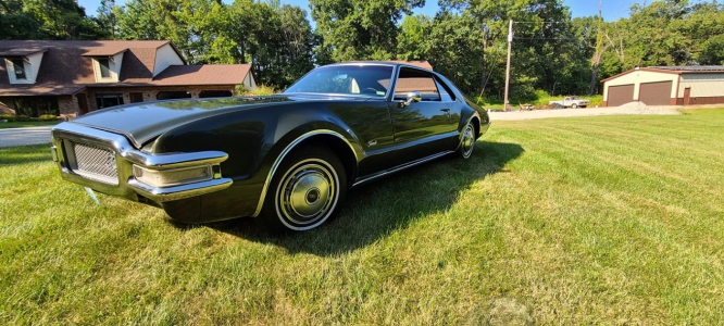 Veterán Oldsmobile Toronado 1968