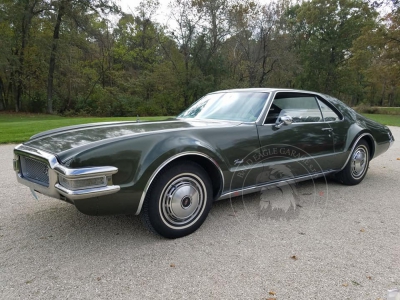 Veterán Oldsmobile Toronado 1968