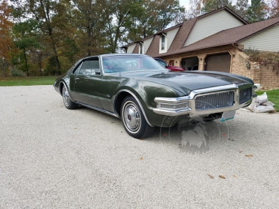 Veterán Oldsmobile Toronado 1968