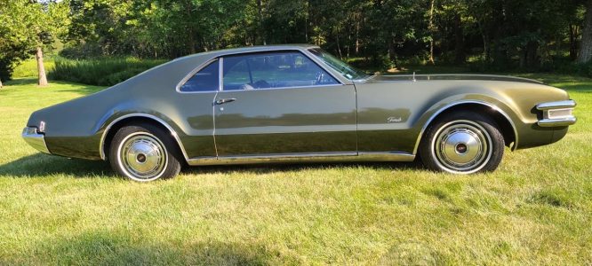 Veterán Oldsmobile Toronado 1968