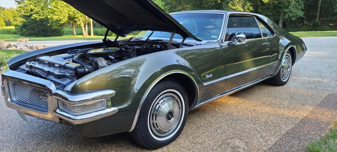 Veterán Oldsmobile Toronado 1968