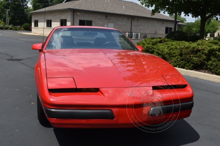 Veterán Pontiac Firebird 1986