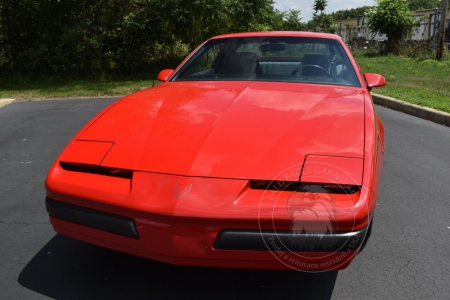 Veterán Pontiac Firebird 1986