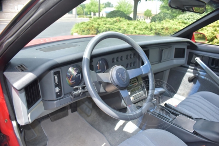 Veterán Pontiac Firebird 1986