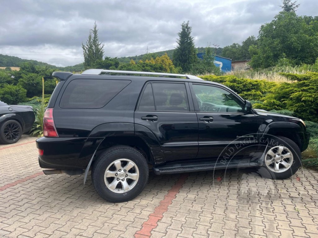 Toyotu 4Runner 4x4 z roku 2004