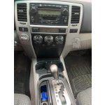 Toyotu 4Runner 4x4 z roku 2004